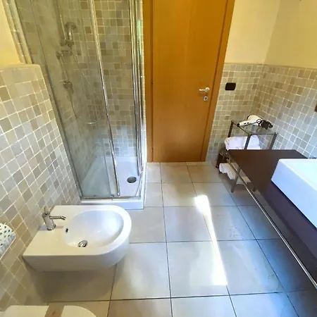 Hotel Vela Di Soleville Con E Senza Vista Con Ristorante & Pizzeria 3*
