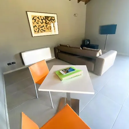 Vela Di Soleville Con E Senza Vista Con Ristorante & Pizzeria Hotel *