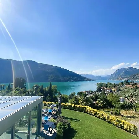 Vela Di Soleville Con E Senza Vista Con Ristorante & Pizzeria Hotel Sale Marasino