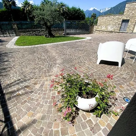 Vela Di Soleville Con E Senza Vista Con Ristorante & Pizzeria Hotel