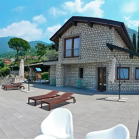 Vela Di Soleville Con E Senza Vista Con Ristorante & Pizzeria Sale Marasino